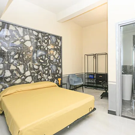 Torre Orefici Hotel
