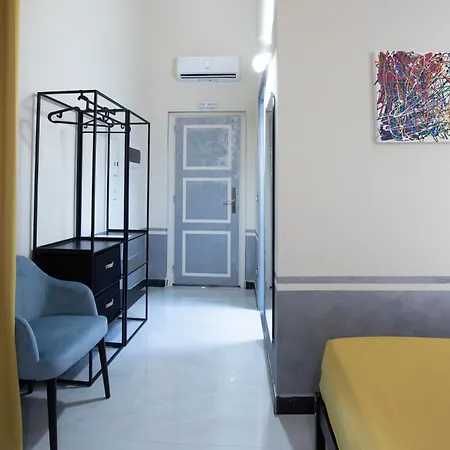 Torre Orefici Hotel