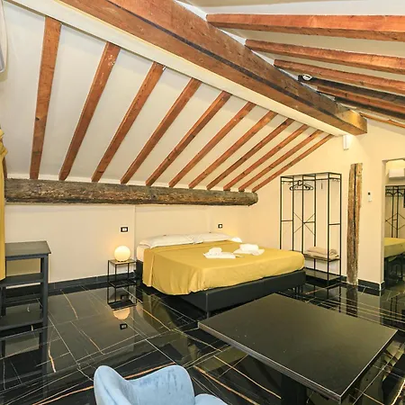 Torre Orefici Hotell
